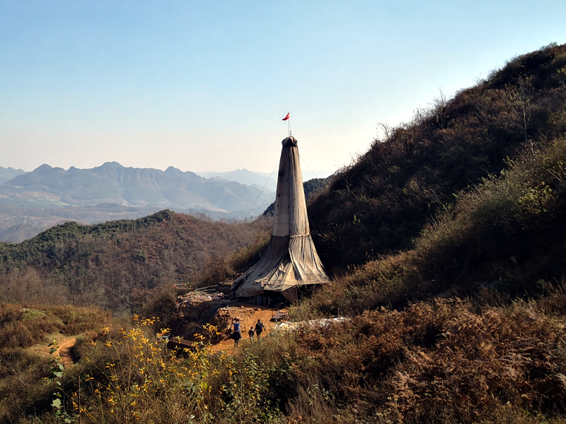 再出發(fā)，亮巖